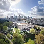 Super Beauty Metro Wifi 65'tv Netflix Hbo Appletv+ Appartement *