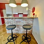 Appartement Super Beauty Metro Wifi 65'tv Netflix Hbo Appletv+ *
