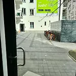 Super Beauty Metro Wifi 65'tv Netflix Hbo Appletv+ Appartement