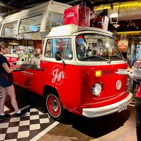 Super Beauty Metro Wifi 65'tv Netflix Hbo Appletv+ Apartamento Varsovia