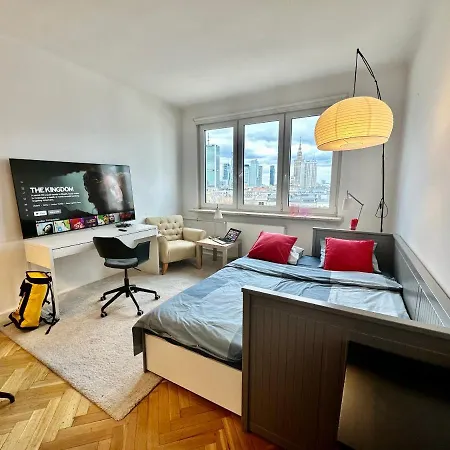 Super Beauty Metro Wifi 65'tv Netflix Hbo Appletv+ Varsovia