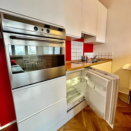 Super Beauty Metro Wifi 65'tv Netflix Hbo Appletv+ *