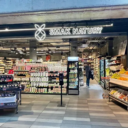 Super Beauty Metro Wifi 65'tv Netflix Hbo Appletv+ Warszawa