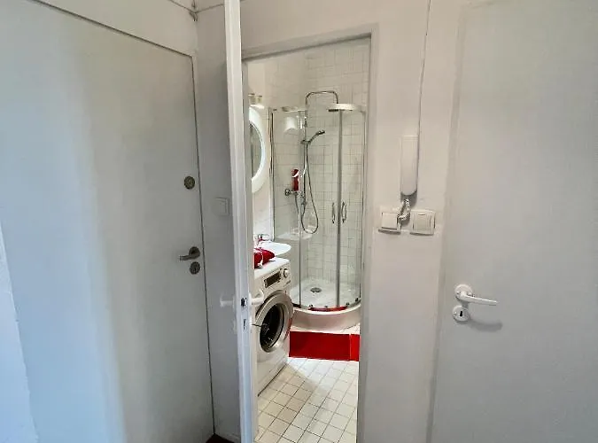 Apartment Super Beauty Metro Wifi 65'tv Netflix Hbo Appletv+ *