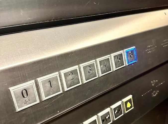 Super Beauty Metro Wifi 65'tv Netflix Hbo Appletv+ Apartment *